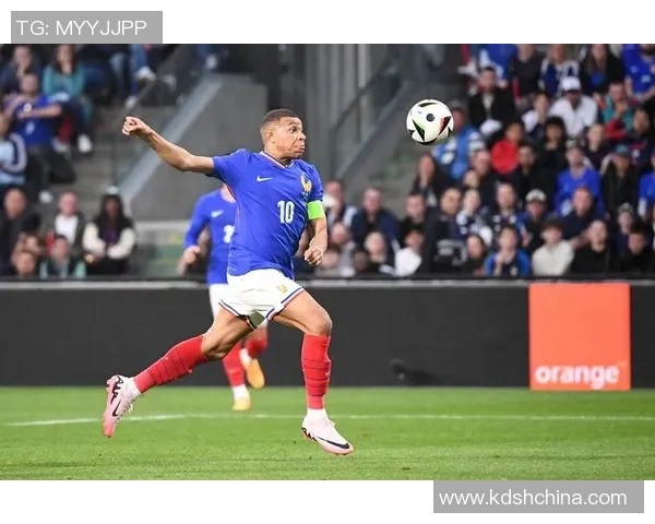 法兰西足球明星排名揭晓谁将成为历史最佳球员的争夺者